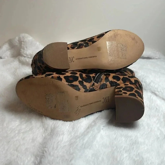 I N C Leopard Brown Print Booties - Size 6.5 - Picture 6 of 7